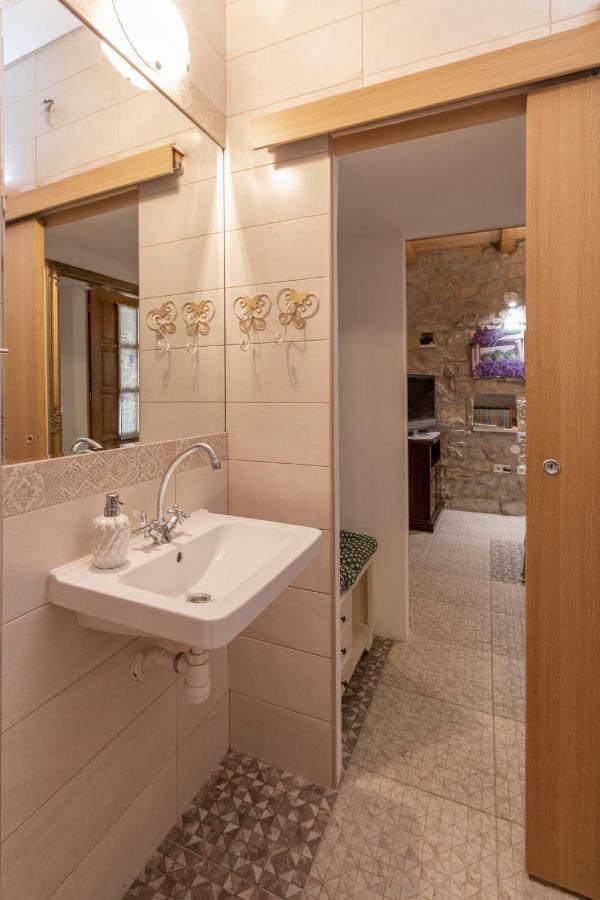 Apartment Tara Kastela Ngoại thất bức ảnh