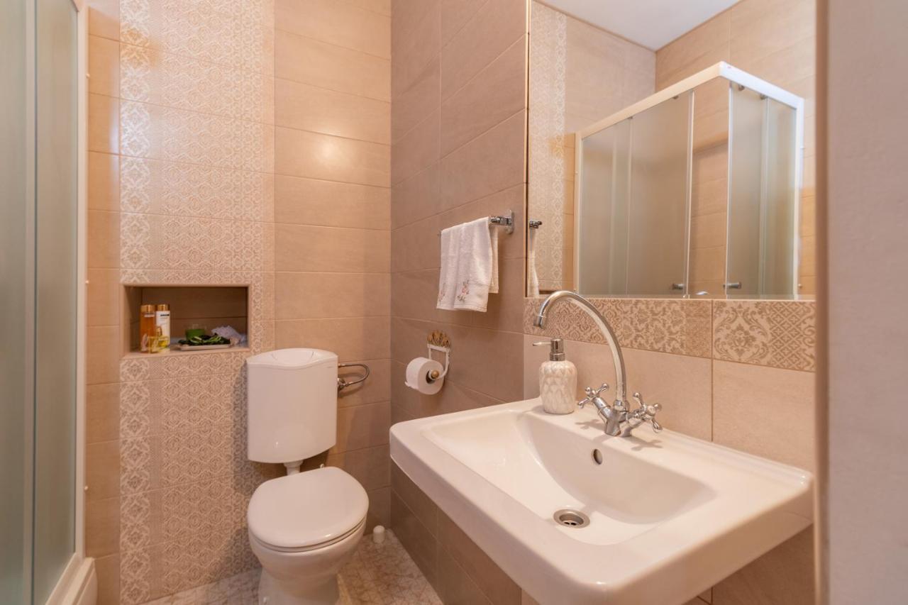 Apartment Tara Kastela Ngoại thất bức ảnh